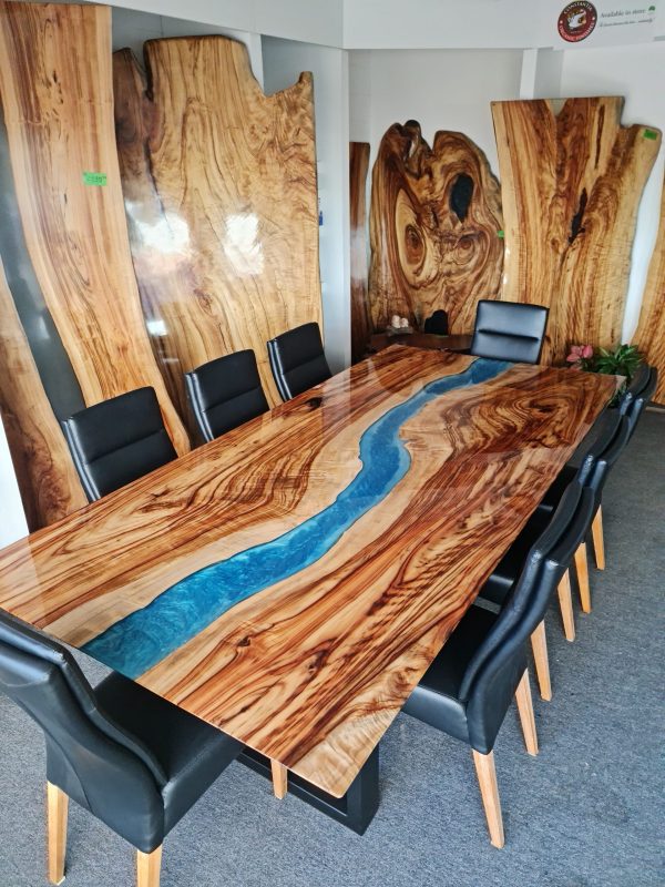 Aussie Camphor; Epoxy; Resin; Mica Pigment; table top; river table; dining table